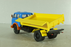 Маз-5111 грузовик с самосвальным кузовом с 3-х стр. разгрузкой 1977, синий/желтый, Н978, Наш Автопром 1:43
