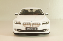BMW 535i (F10) 2013, white, 24026WT, Welly 1:24