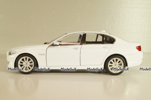 BMW 535i (F10) 2013, white, 24026WT, Welly 1:24