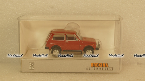 ВАЗ-2121 Lada Niva red with bull bar, BRE27240, Brekina 1:87