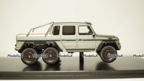 Mercedes G63 AMG 6x6, Spark 1:43