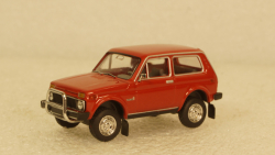 ВАЗ-2121 Lada Niva red with bull bar, BRE27240, Brekina 1:87