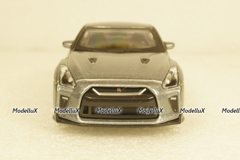 Nissan GT-R 2017 Silvergun, Burago 1:43