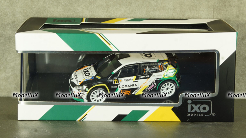 Nissan GT-R 2017 Silvergun, Burago 1:43