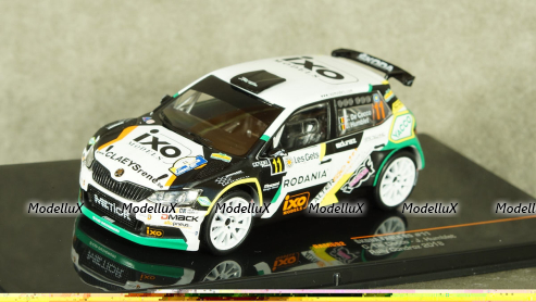 Nissan GT-R 2017 Silvergun, Burago 1:43