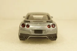 Nissan GT-R 2017 Silvergun, Burago 1:43