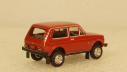 ВАЗ-2121 Lada Niva red with bull bar, BRE27240, Brekina 1:87