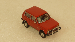 ВАЗ-2121 Lada Niva red with bull bar, BRE27240, Brekina 1:87