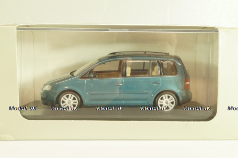 Volkswagen Touran 2003, green, 170099300Z6M, Minichamps 1:43