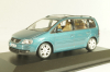 Volkswagen Touran 2003, green, 170099300Z6M, Minichamps 1:43