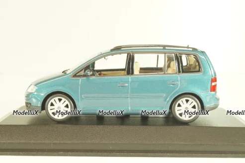 Volkswagen Touran 2003, green, 170099300Z6M, Minichamps 1:43