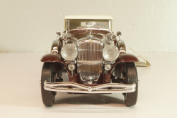 Duesenberg J Derham Tourster Model 1930 red/gray, Franklin Mint 1:24