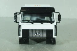 Маз кабина в сборе, белая, АвтоИстория 1:43