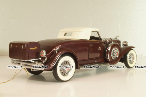 Duesenberg J Derham Tourster Model 1930 red/gray, Franklin Mint 1:24