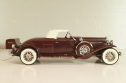Duesenberg J Derham Tourster Model 1930 red/gray, Franklin Mint 1:24