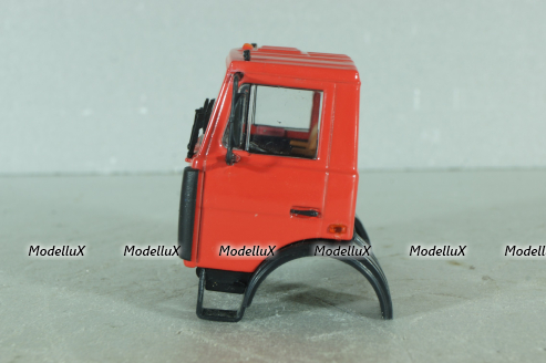 Маз кабина в сборе, красная, АвтоИстория 1:43