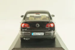 Volkswagen Passat (B6) 2005, black, 3C0099300C9X, Minichamps 1:43