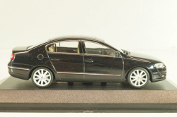 Volkswagen Passat (B6) 2005, black, 3C0099300C9X, Minichamps 1:43