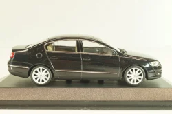 Volkswagen Passat (B6) 2005, black, 3C0099300C9X, Minichamps 1:43