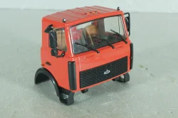 Маз кабина в сборе, красная, АвтоИстория 1:43