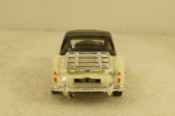 MGA Soft top, 1965 white, Corgi 1:43