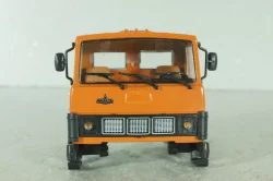 Маз кабина в сборе, оранжевая, АвтоИстория 1:43