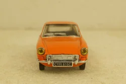 MGB GT, 1965 orange, Dinky Toys 1:43