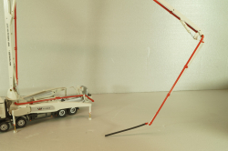 Mercedes-Benz Actros 4141 4-axle, Waitzinger 42XXT Concrete pump, B66000806, NZG 1:50 Уценка!