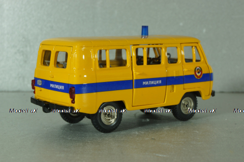 Уаз-452, милиция, Тантал/Радон (Конверсия) 1:43