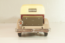 Duesenberg J 550 1935, maroon blue/black, Franklin Mint 1:24