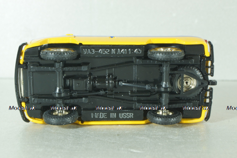 Уаз-452, милиция, Тантал/Радон (Конверсия) 1:43