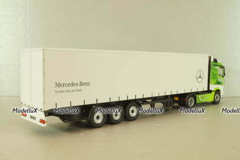Mercedes-Benz Actros FH25 GigaSpace 4x2 2012 with semi-trailer "Mercedes-Benz", green/silver, 8622/03, NZG 1:50