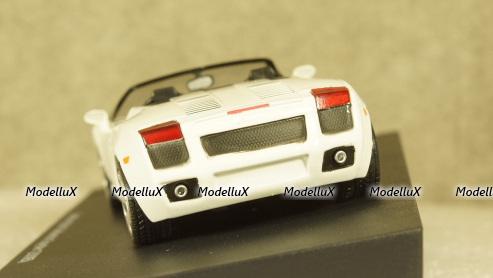 Triumph TR4A IRS, 1965 white, Dinky Toys 1:43