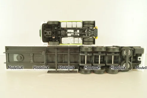Mercedes-Benz Actros FH25 GigaSpace 4x2 2012 with semi-trailer "Mercedes-Benz", green/silver, 8622/03, NZG 1:50