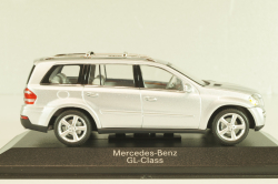 Mercedes-Benz GL500 (X164) 2006, B66962227, silver, Minichamps 1:43