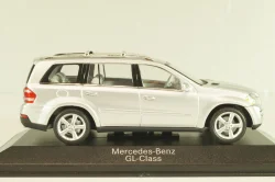 Mercedes-Benz GL500 (X164) 2006, B66962227, silver, Minichamps 1:43