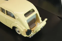 Renault Juvaquatre Berline, cream, 7711218606, Eligor 1:43