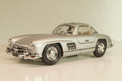 Mercedes-Benz 300 SL Gullwing (W198) 1954, silver, Franklin Mint 1:24