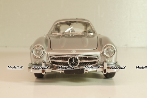 Mercedes-Benz 300 SL Gullwing (W198) 1954, silver, Franklin Mint 1:24