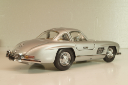 Mercedes-Benz 300 SL Gullwing (W198) 1954, silver, Franklin Mint 1:24
