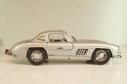 Mercedes-Benz 300 SL Gullwing (W198) 1954, silver, Franklin Mint 1:24