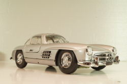 Mercedes-Benz 300 SL Gullwing (W198) 1954, silver, Franklin Mint 1:24