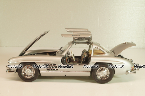 Mercedes-Benz 300 SL Gullwing (W198) 1954, silver, Franklin Mint 1:24