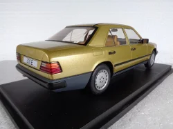 Mercedes 260E (W124) 1984 metallic beige, MCG18412, MCG 1:18