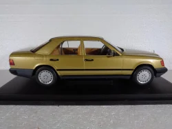Mercedes 260E (W124) 1984 metallic beige, MCG18412, MCG 1:18