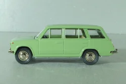 Газ-2402 Волга, зеленая,Тантал/Радон 1:43