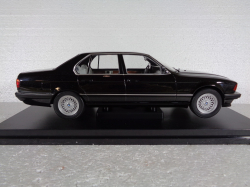 BMW 750i (E32) 1986, 7 Series, metallic black, MCG18162, MCG 1:18