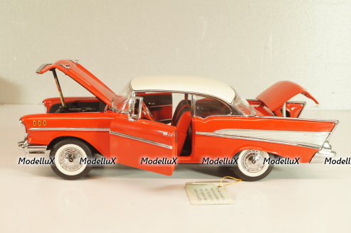 Chevrolet Bel Air 1957, red/white roof, Franklin Mint 1:24