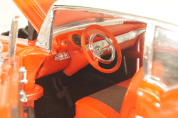 Chevrolet Bel Air 1957, red/white roof, Franklin Mint 1:24