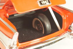 Chevrolet Bel Air 1957, red/white roof, Franklin Mint 1:24